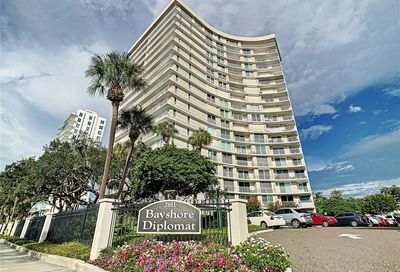 2611 Bayshore Boulevard Tampa FL 33629
