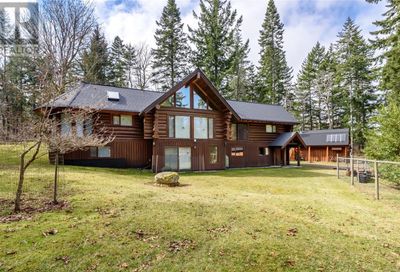 5820 Sea Terrace Rd Courtenay BC V9J1W1