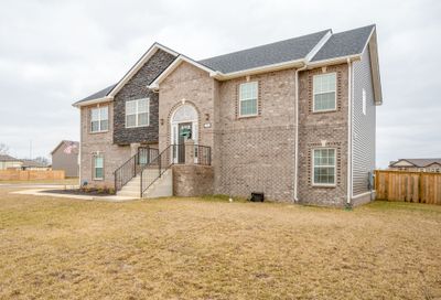 323 Dugger Dr Clarksville TN 37042