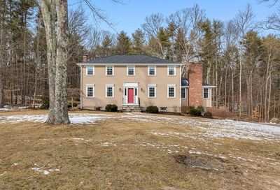 42 Indian Hill Road Medfield MA 02052