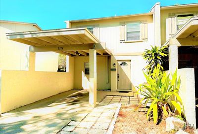 5214 Tennis Court Circle Tampa FL 33617