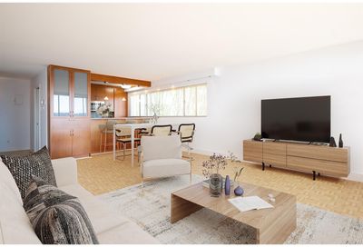 301 2135 ARGYLE AVENUE West Vancouver BC V7V1A5