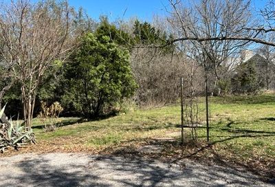 109 Courtside Lane Spicewood TX 78669