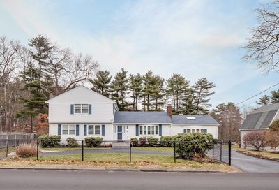 54 Pond Street Holbrook MA 02343