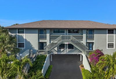 4255 Gulf Drive Holmes Beach FL 34217