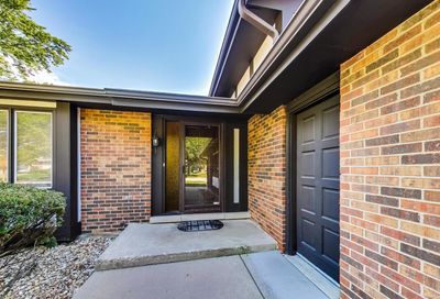 5731 Doe Circle Westmont IL 60559