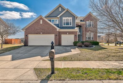 4045 Rowlett Place Carmel IN 46074