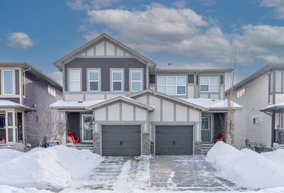 313 Hillcrest Road SW Airdrie AB T4B4K1