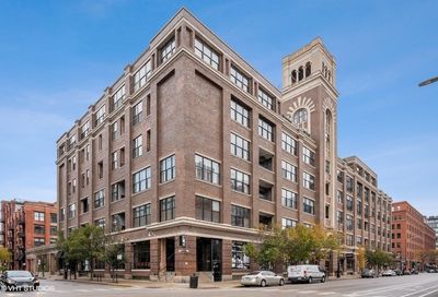 1000 W Washington Boulevard Chicago IL 60607