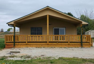 1012 N Fairview Road Lavonia GA 30553