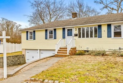 44 Rhodes Circle Hingham MA 02043