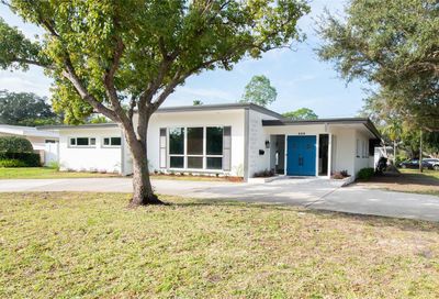 330 60th Street N St Petersburg FL 33710