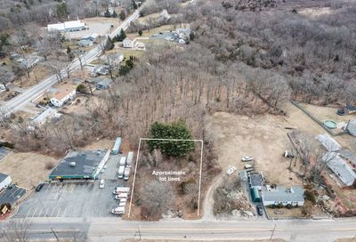 369 Bound Rd Cumberland RI 02895