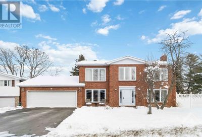 49 SYCAMORE DRIVE Ottawa ON K2H6R4