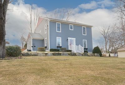 28 Modoc St Worcester MA 01604