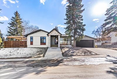 2003 Christie Road NW Calgary AB T2L0V6
