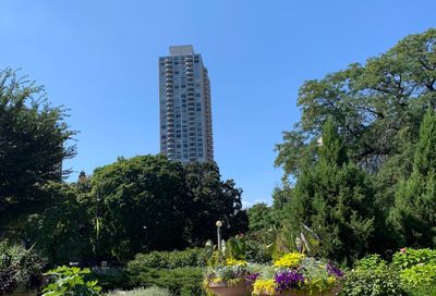2020 N Lincoln Park West Chicago IL 60614