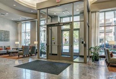 4909 Laclede Avenue St Louis MO 63108