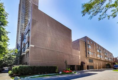 1715 N Wells Street Chicago IL 60614
