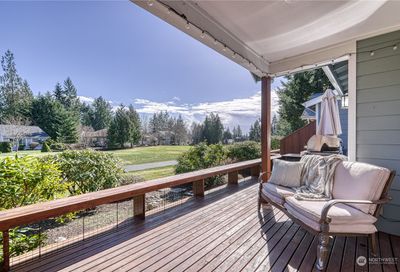 91 E Soderberg Road Allyn WA 98524