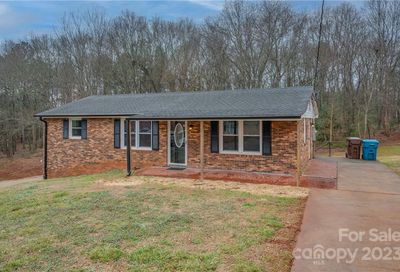 144 Springfield Drive Forest City NC 28043