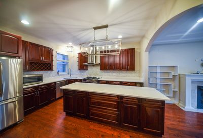 840 E 52nd Street Chicago IL 60615