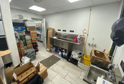 X Google Map Lynn MA 01905