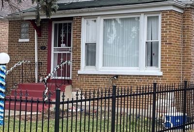 9817 S Ellis Avenue Chicago IL 60628