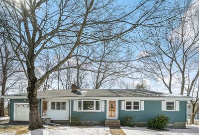 20 Clearwater Rd Peabody MA 01960