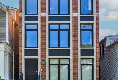 2464 N Burling Street Chicago IL 60614