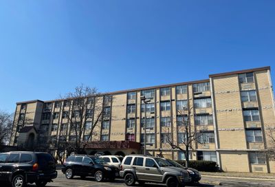 4351 W 76th Street Chicago IL 60652