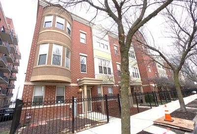 1326 N Burling Street Chicago IL 60610