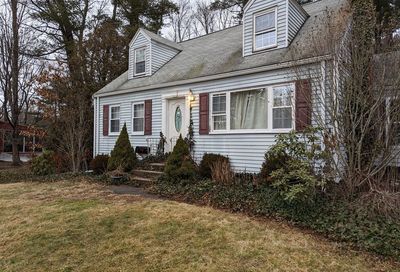 66 Oak St Walpole MA 02081