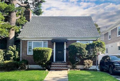 195-12 111th Avenue Saint Albans NY 11412