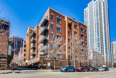 330 N Clinton Street Chicago IL 60661