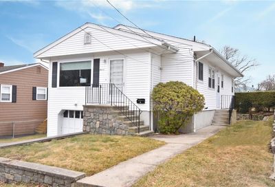 11 Sherman Avenue North Providence RI 02911