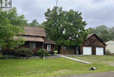 602-604 Government RD Rainy River ON P0W1L0