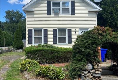2 Dimasi Court West Warwick RI 02893