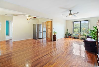 224-24 Union Tpke Oakland Gardens NY 11364
