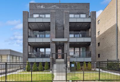 4858 N Kenmore Avenue Chicago IL 60640