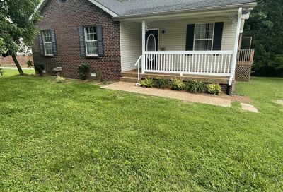 209 Robert Ave White House TN 37188