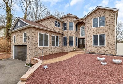 1 Rumford Road Kings Park NY 11754
