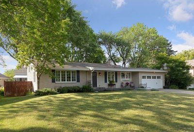 5812 Merold Drive Edina MN 55436