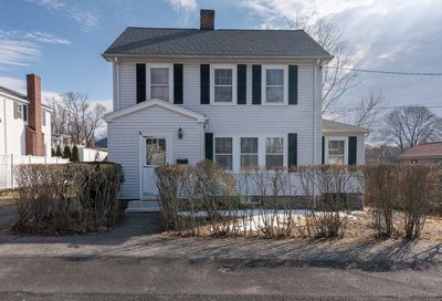 2 June Rd Stoneham MA 02180