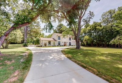 814 Wilson Pike Brentwood TN 37027