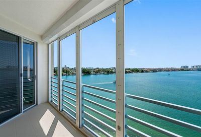 7922 Sailboat Key Boulevard S South Pasadena FL 33707