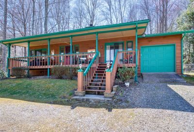 29 Robin Hood Lane Maggie Valley NC 28751