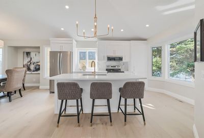 120 Edgepark Villas NW Calgary AB T3A3S2