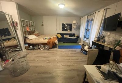 744 W Gordon Terrace Chicago IL 60613