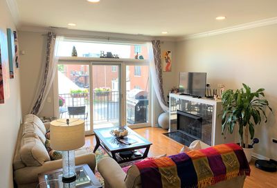 2472 W Foster Avenue Chicago IL 60625